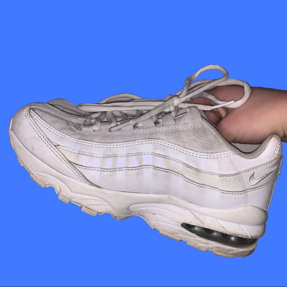 White Nike air max 95